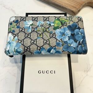 New Gucci Bloom Blue Hydrangea Wallet